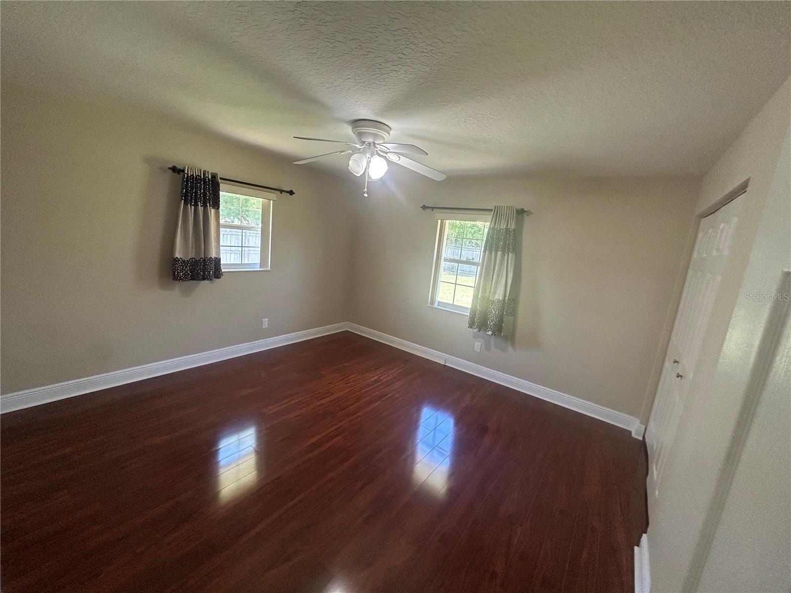 AVONDALE - Residential