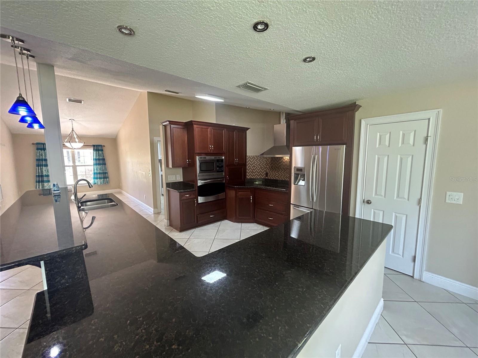 AVONDALE - Residential