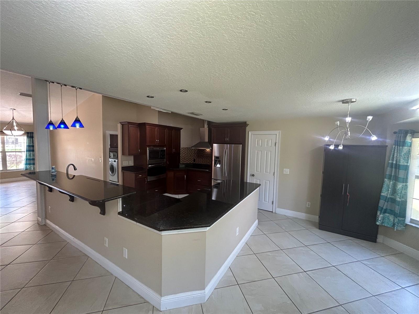 AVONDALE - Residential