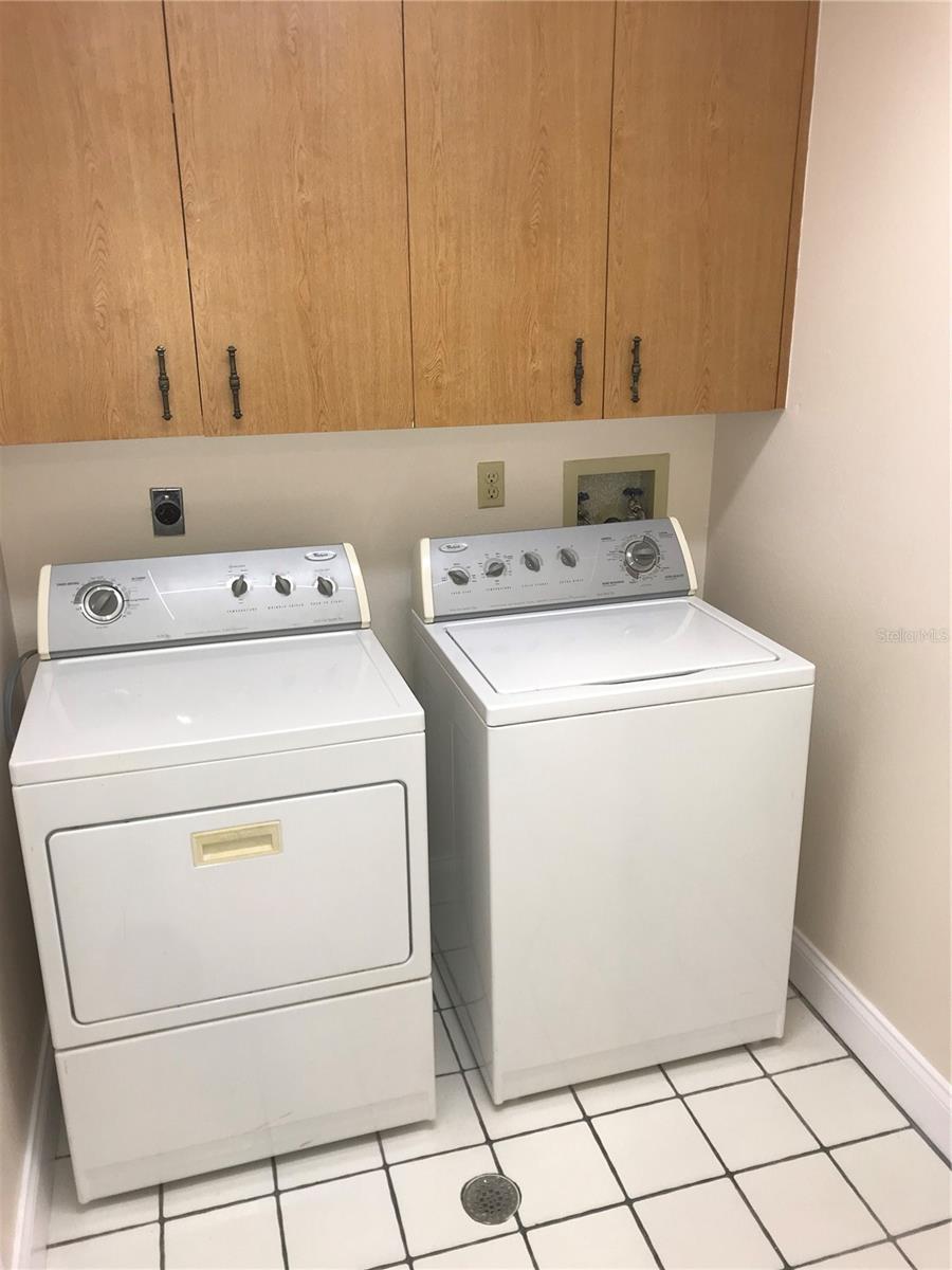 PINE MEADOW SUB - Residential Lease