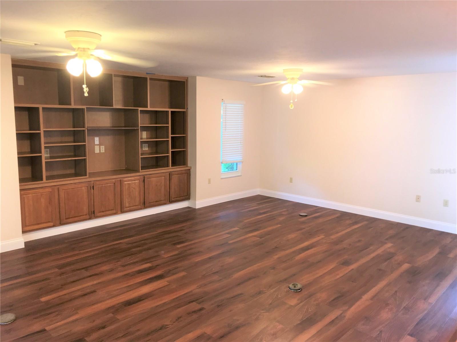 PINE MEADOW SUB - Residential Lease