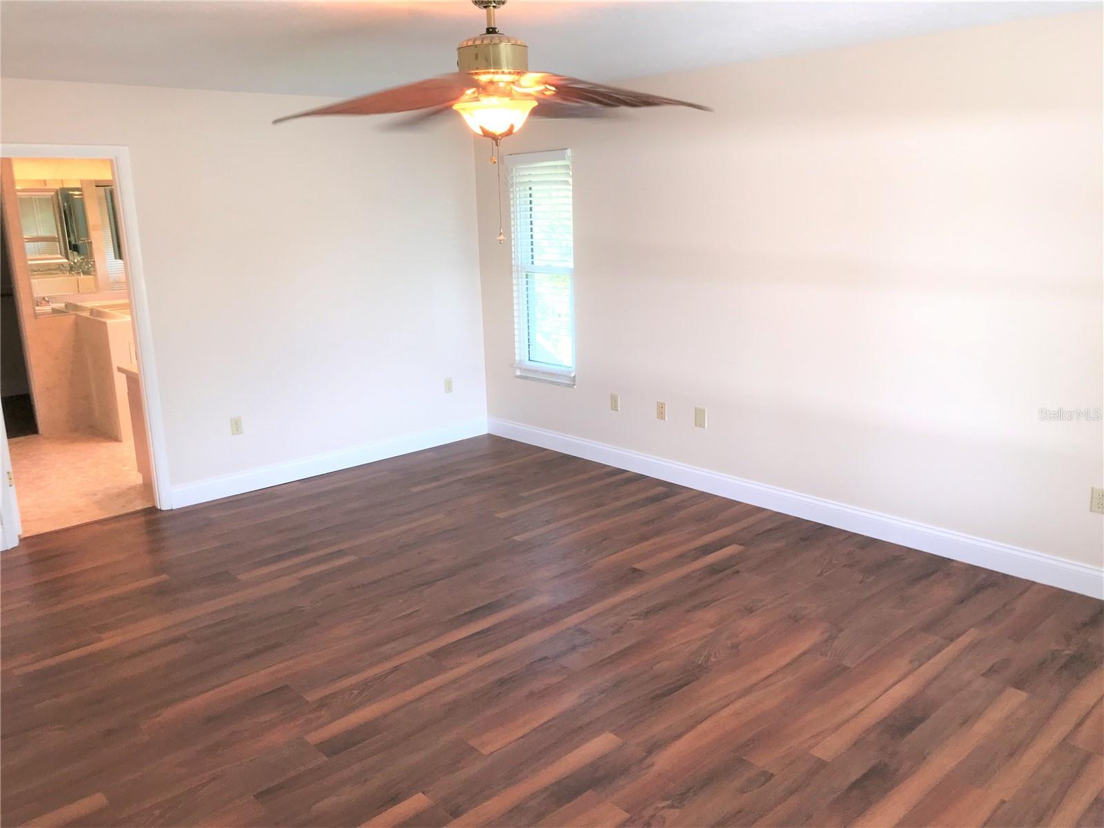 PINE MEADOW SUB - Residential Lease