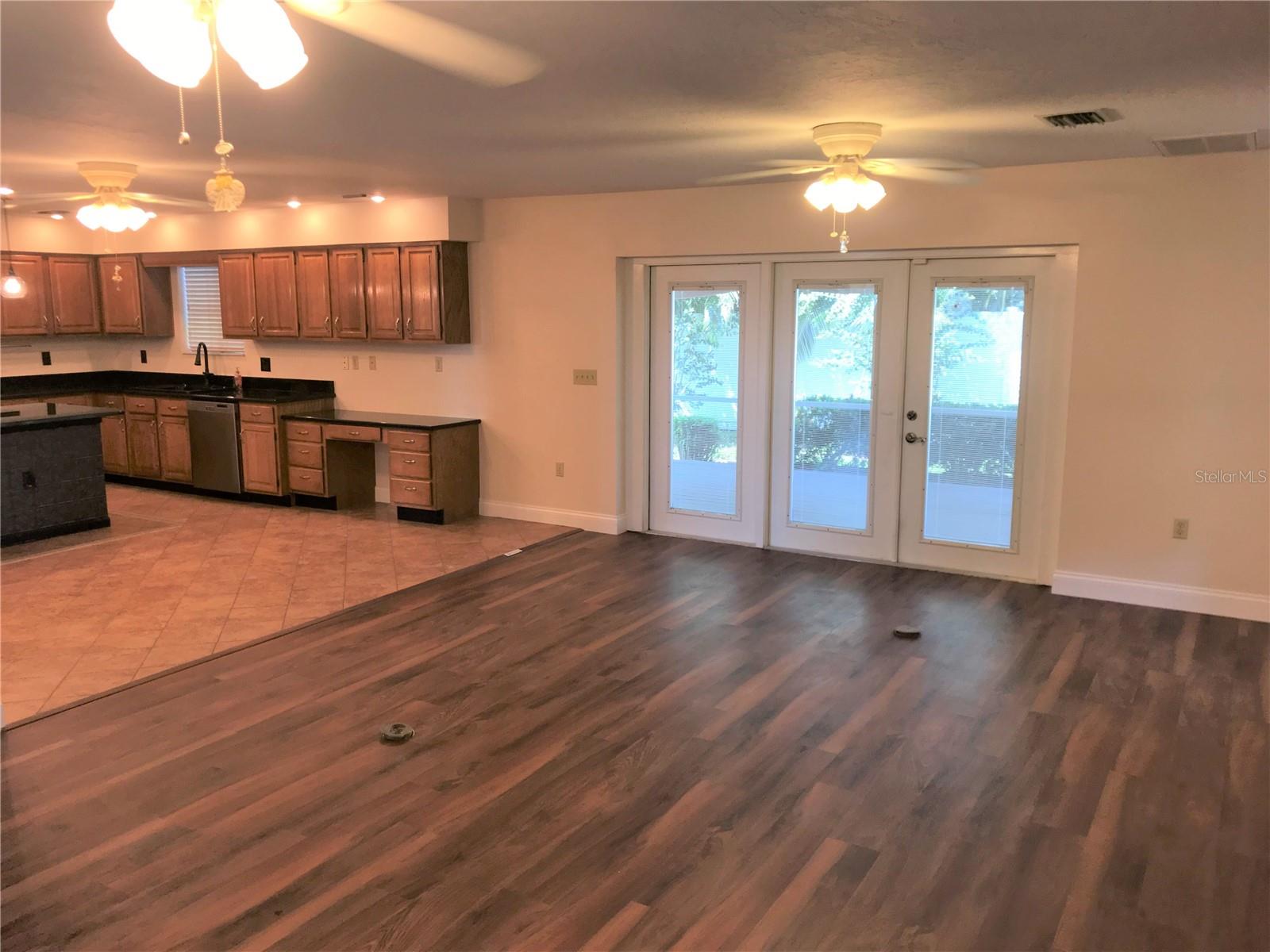 PINE MEADOW SUB - Residential Lease