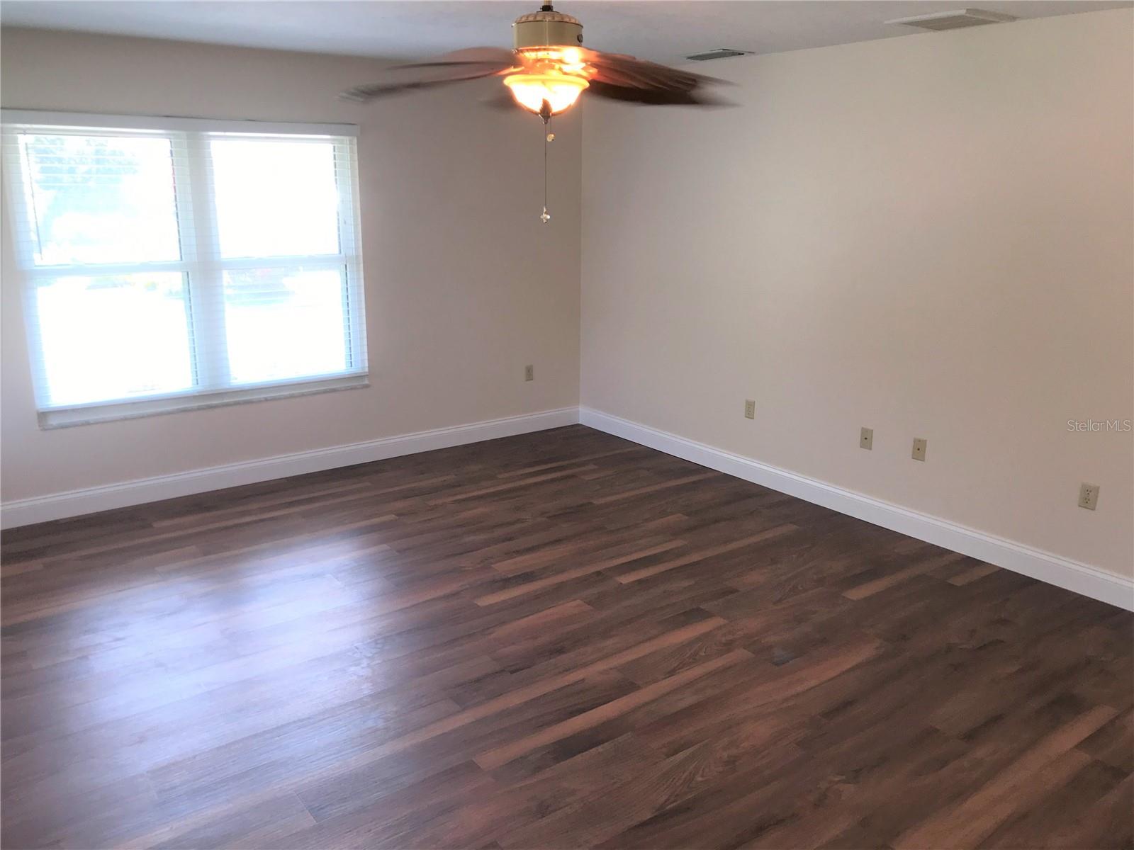 PINE MEADOW SUB - Residential Lease