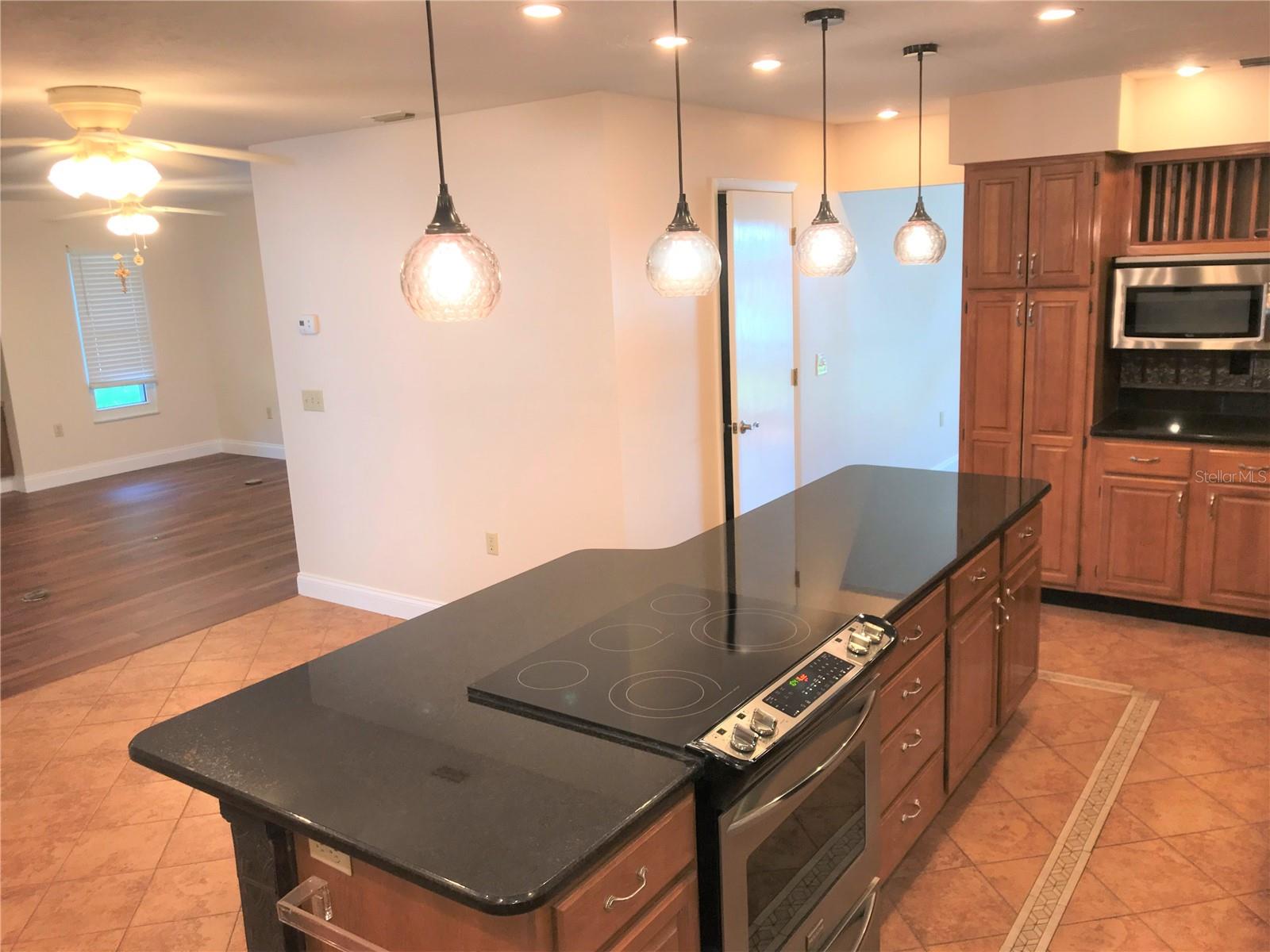 PINE MEADOW SUB - Residential Lease