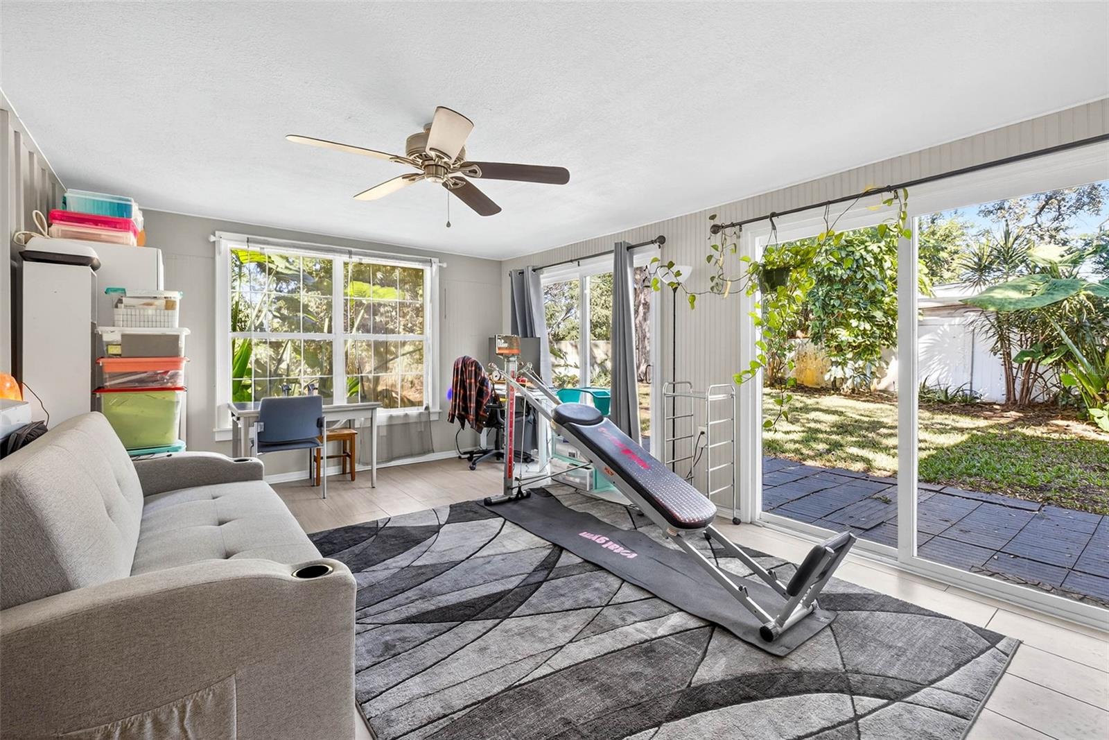 URBAN FARMS - Residential