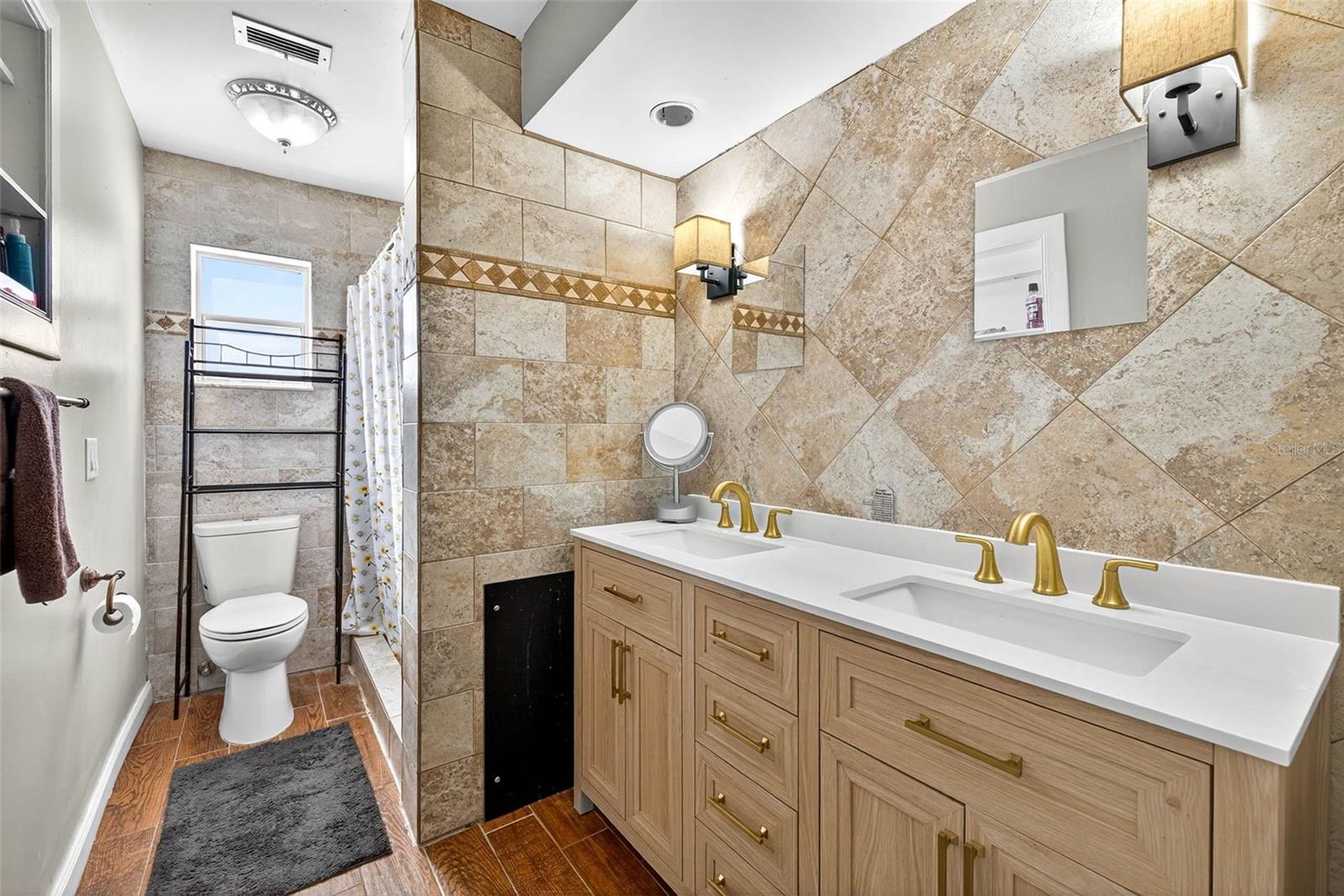 URBAN FARMS - Residential