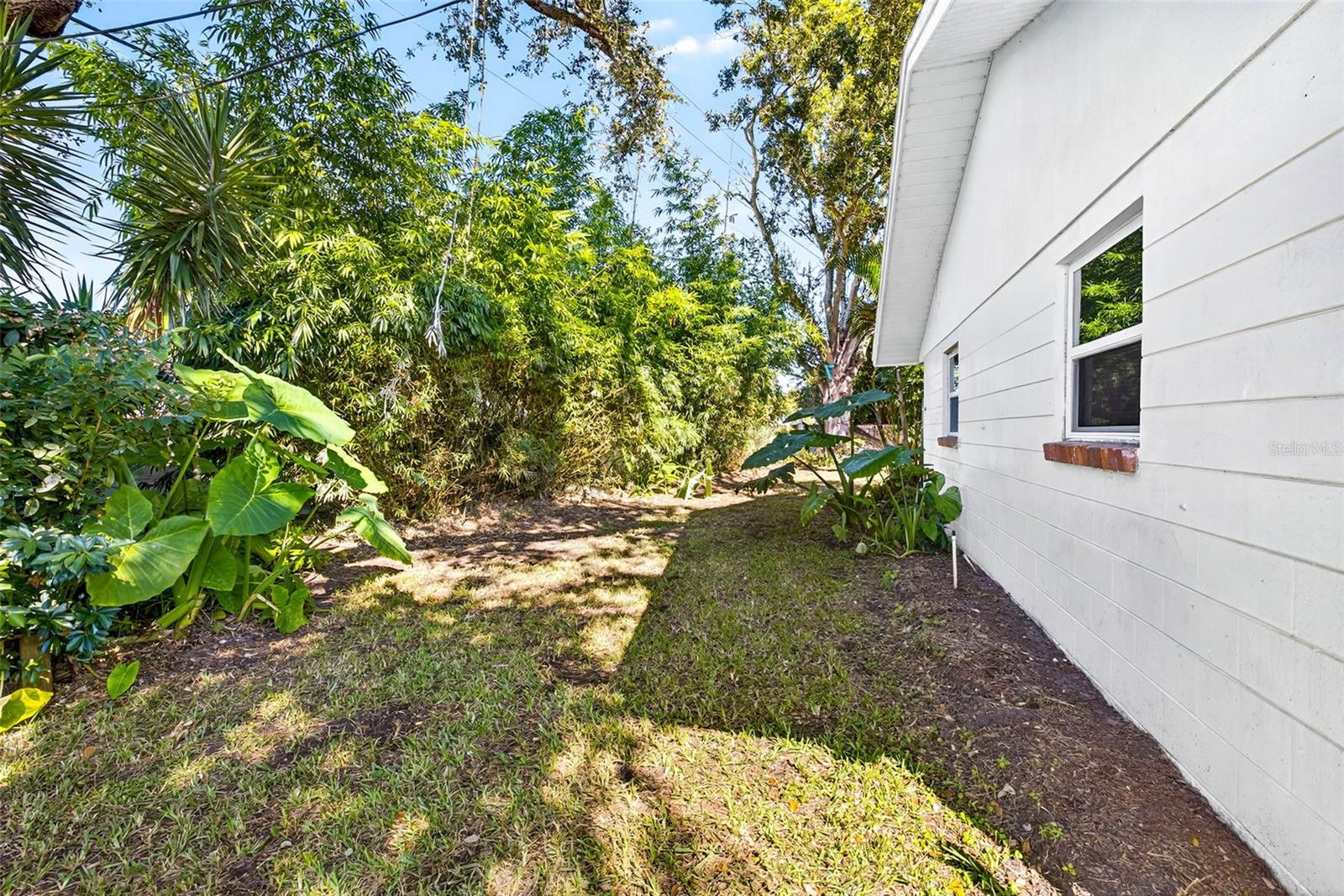 URBAN FARMS - Residential