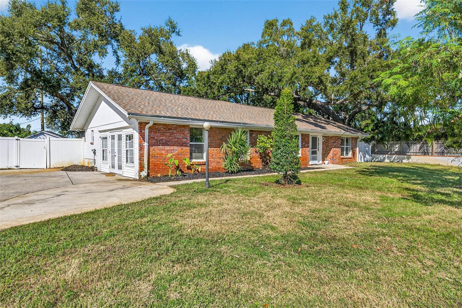 URBAN FARMS - Residential