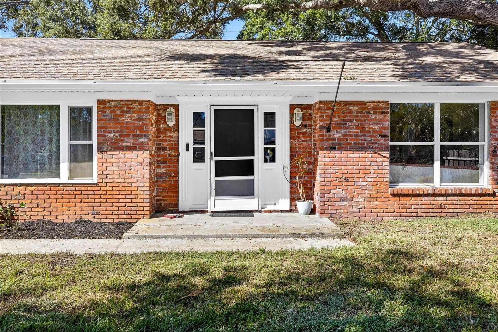 URBAN FARMS - Residential