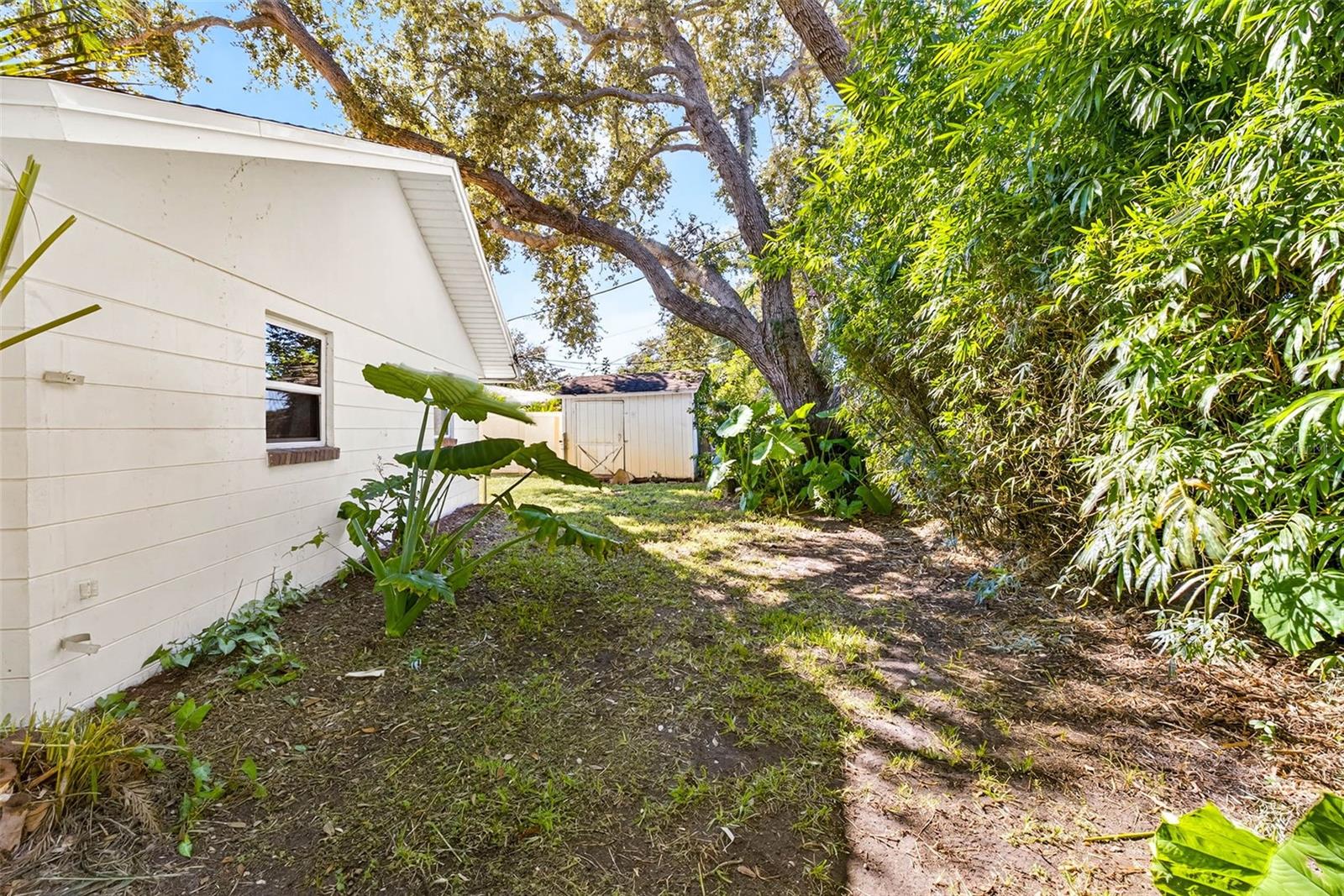 URBAN FARMS - Residential