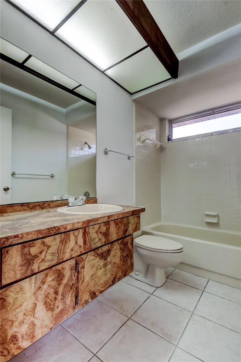 FAIRWAY SPGS - Residential