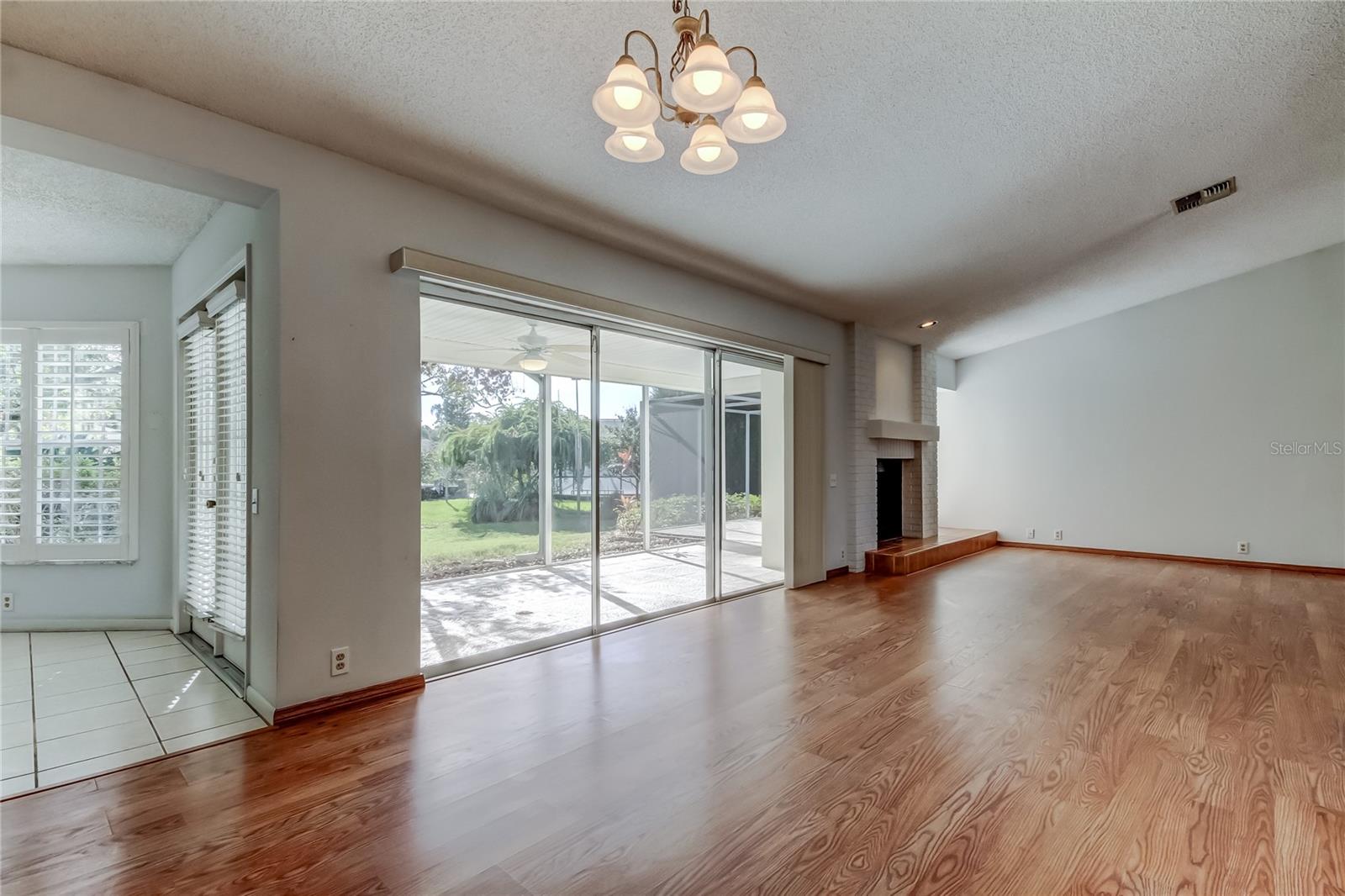 FAIRWAY SPGS - Residential