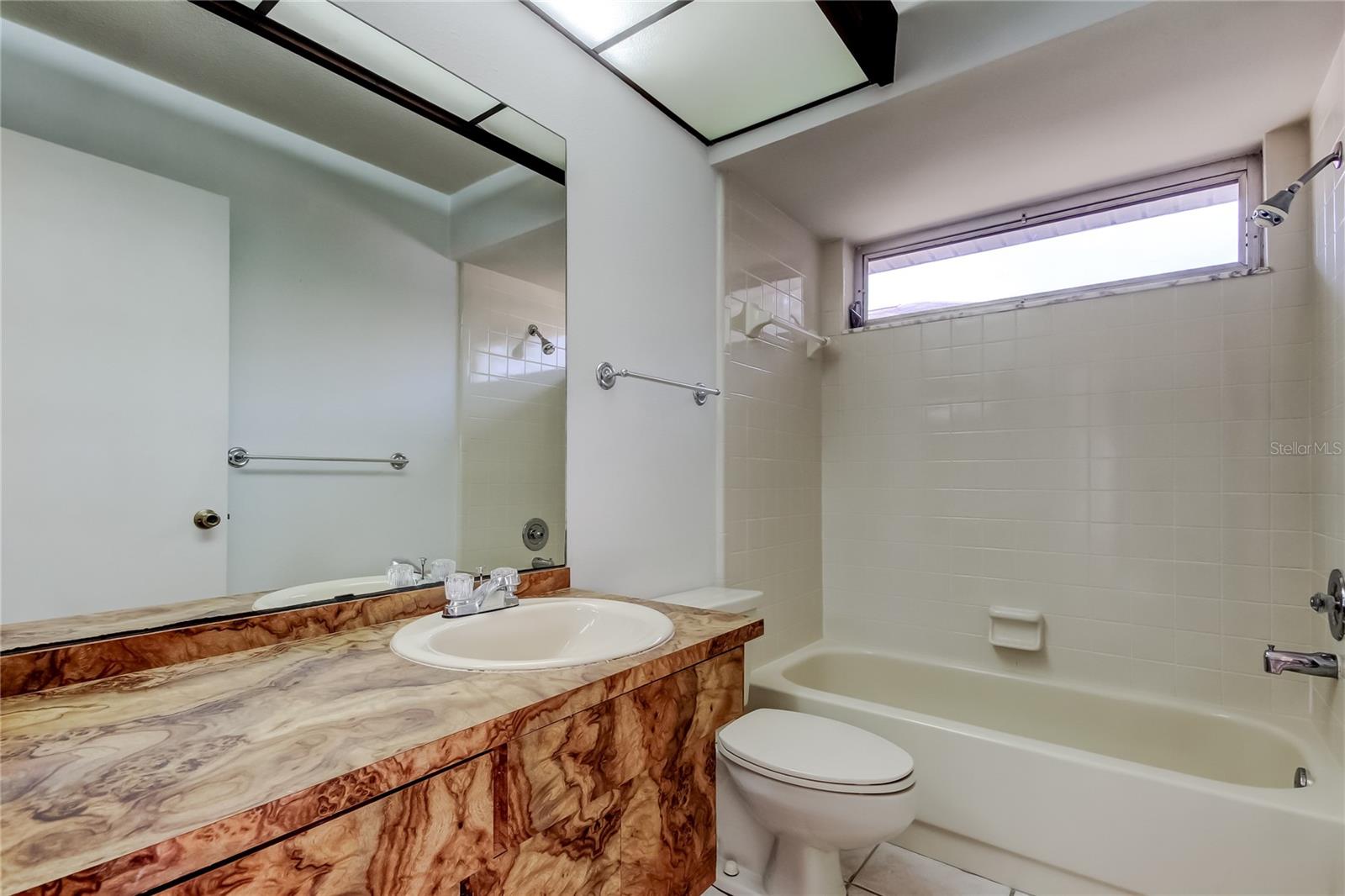 FAIRWAY SPGS - Residential