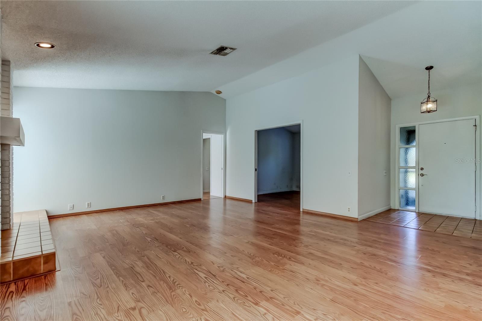 FAIRWAY SPGS - Residential