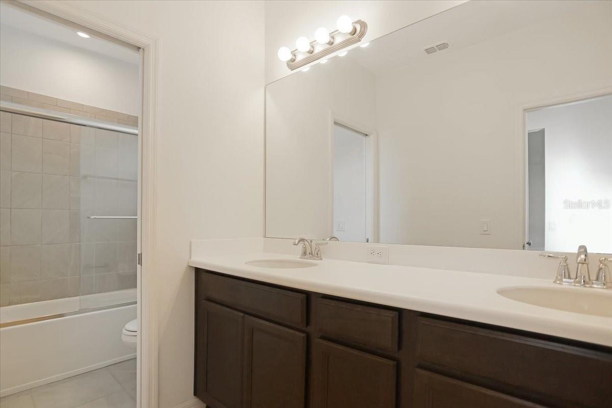 BELLALAGO PH 4K - Residential Lease