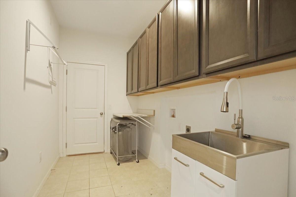 BELLALAGO PH 4K - Residential Lease