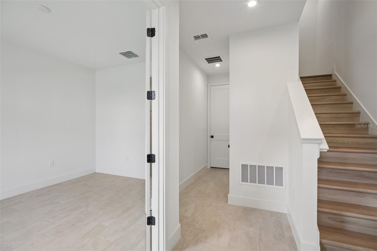 PARKVIEW AT HAMLIN - Residential Lease