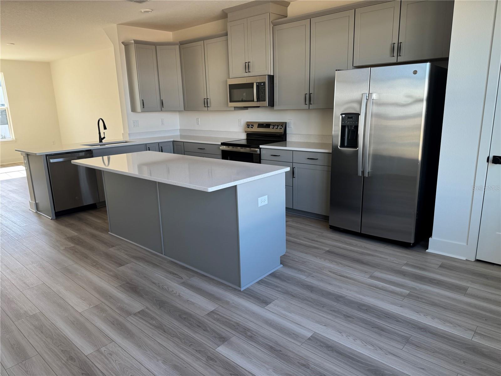 PARKVIEW AT HAMLIN - Residential Lease