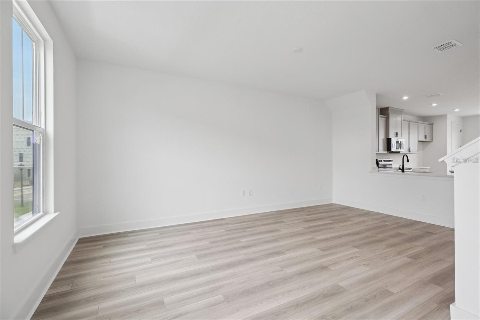 PARKVIEW AT HAMLIN - Residential Lease