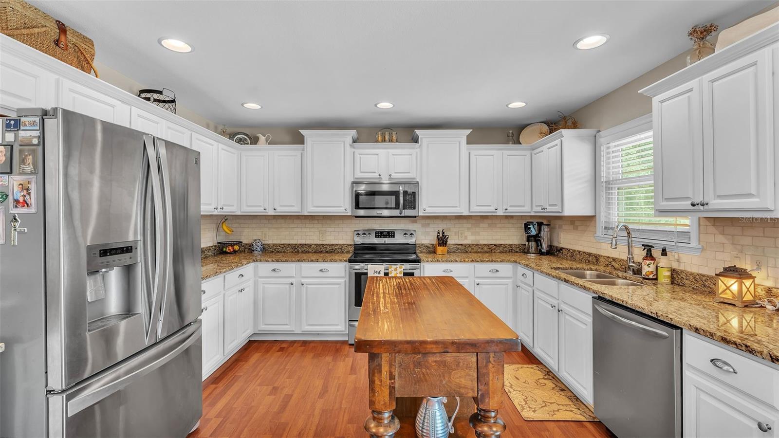 RIVER RIDGE SUB - Residential