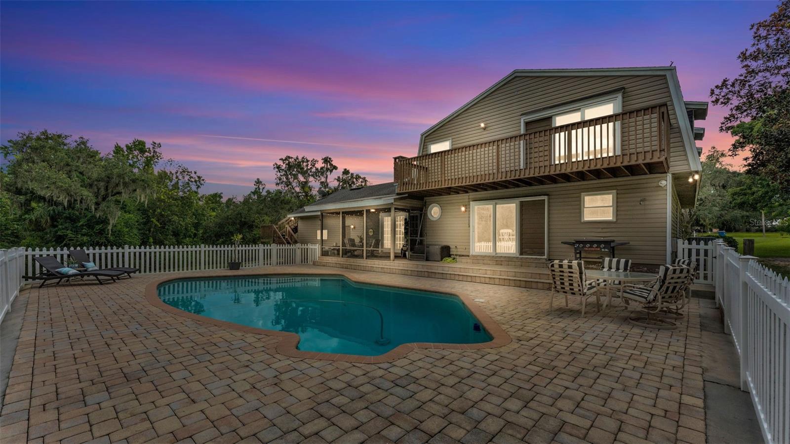 RIVER RIDGE SUB - Residential