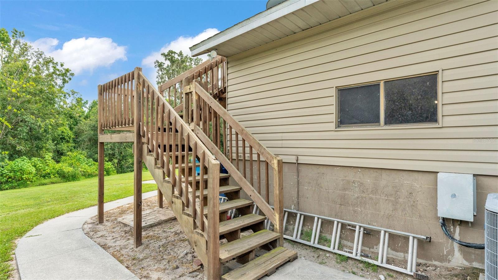 RIVER RIDGE SUB - Residential