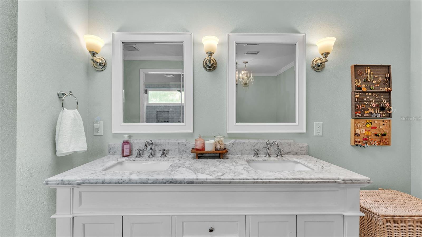 RIVER RIDGE SUB - Residential