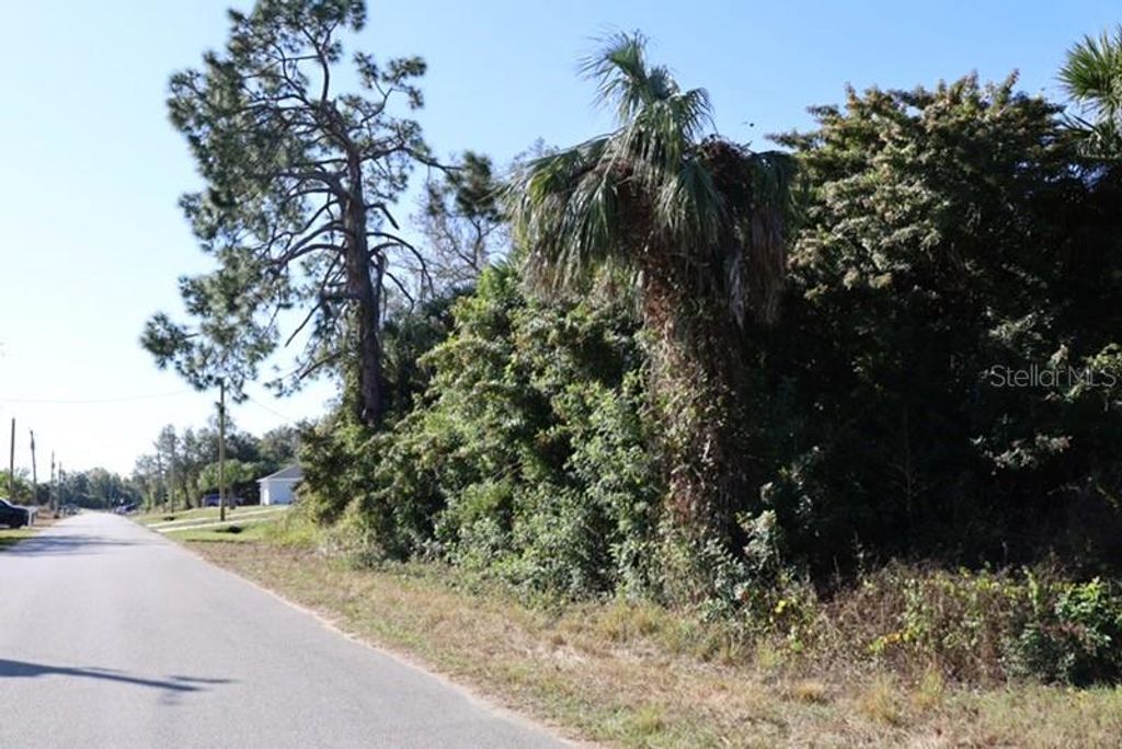 Photo of 17 New London Street, North Port, FL 34288 (MLS # TB8446469)