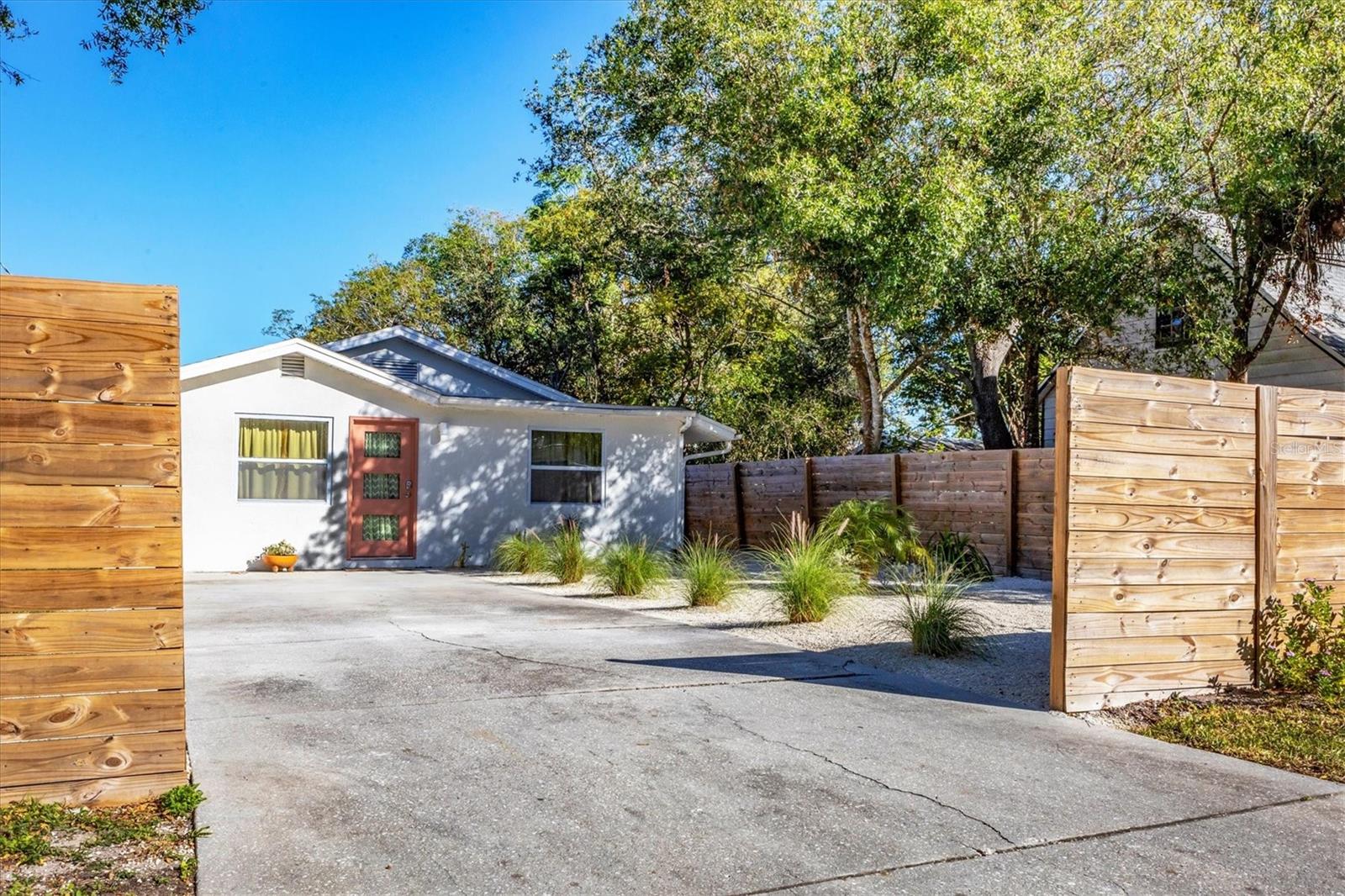 HUDSON PARK - Residential Lease