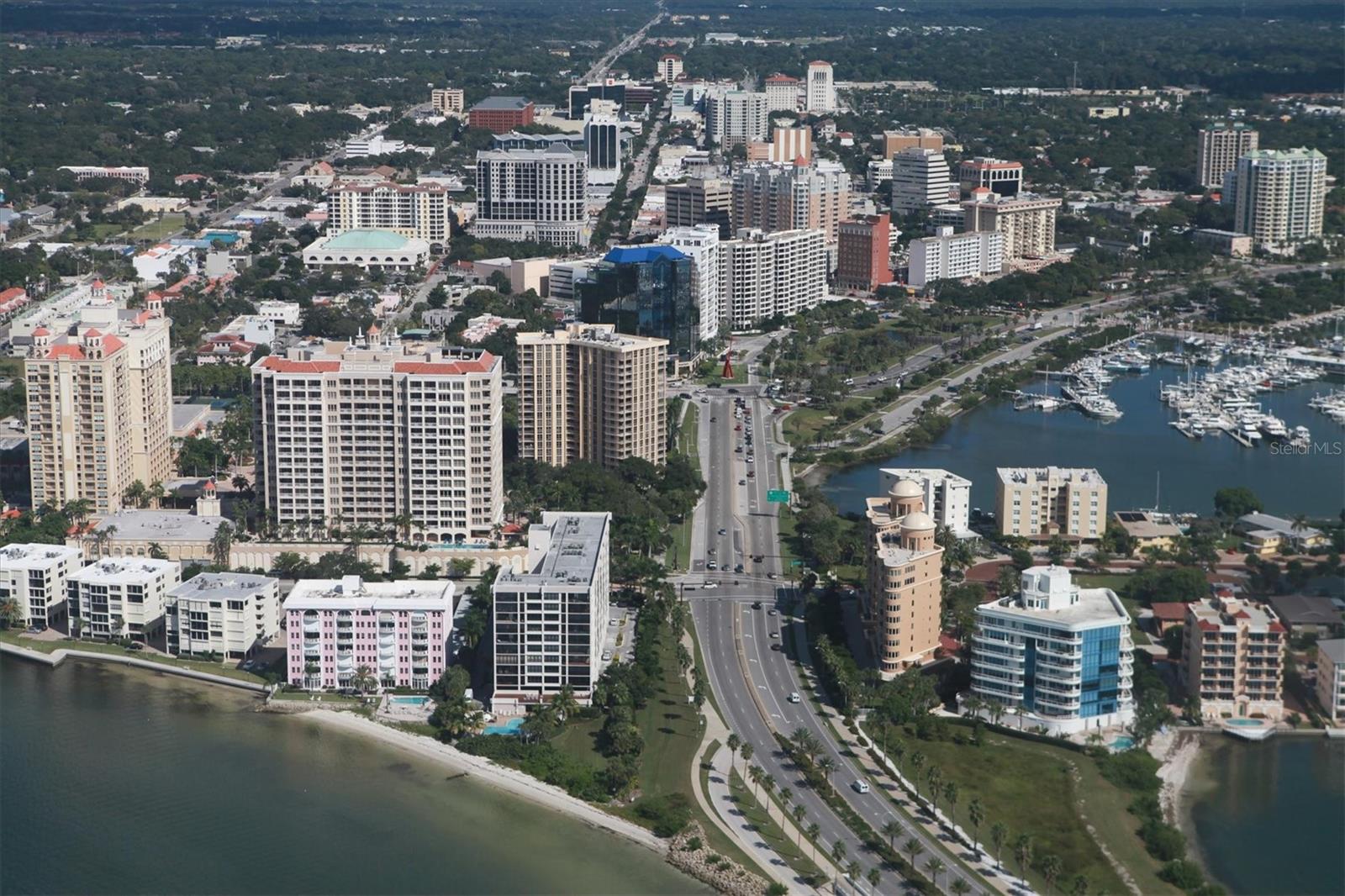 HUDSON PARK - Residential Lease