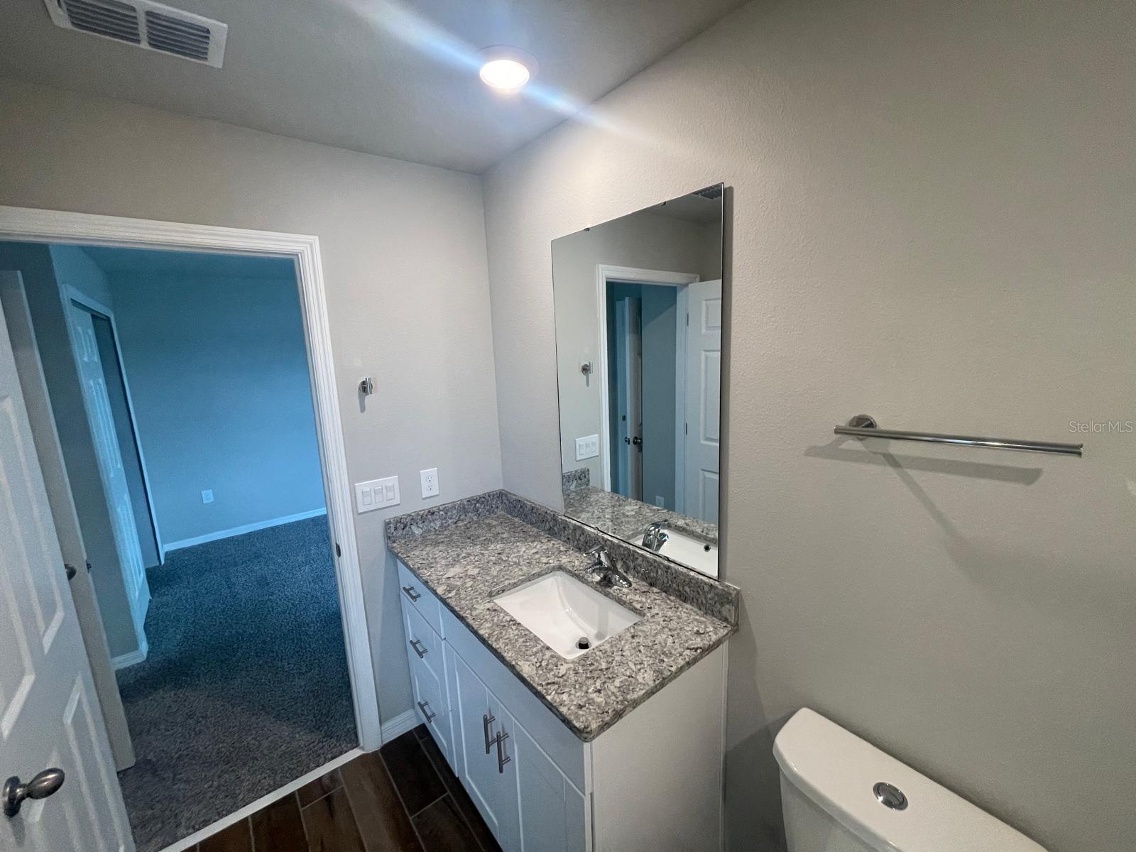 PRAIRIE MEADOWS - Residential Lease