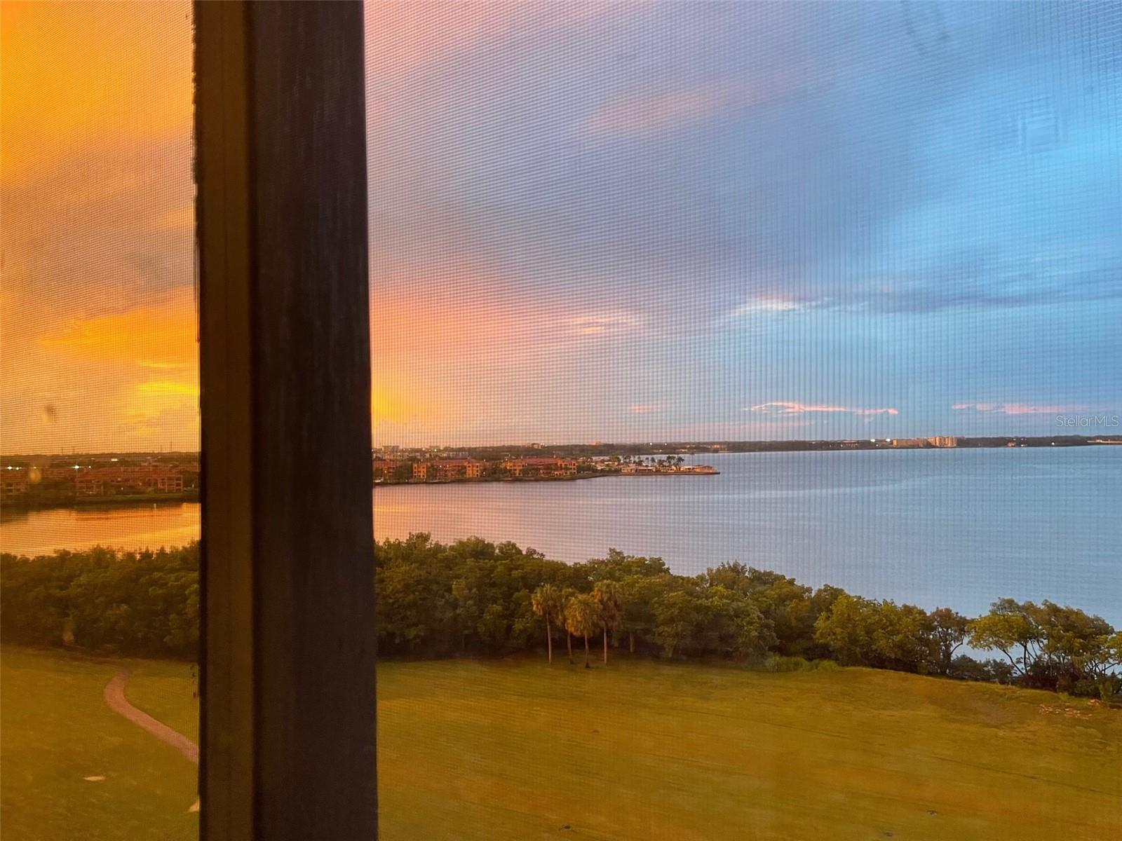 COVE CAY 26-18 VILLAGE I - Residential Lease