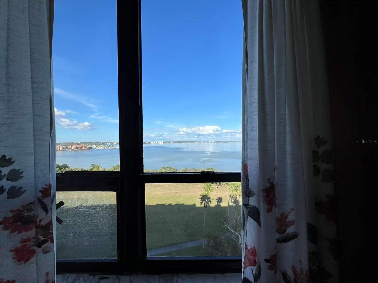 COVE CAY 26-18 VILLAGE I - Residential Lease