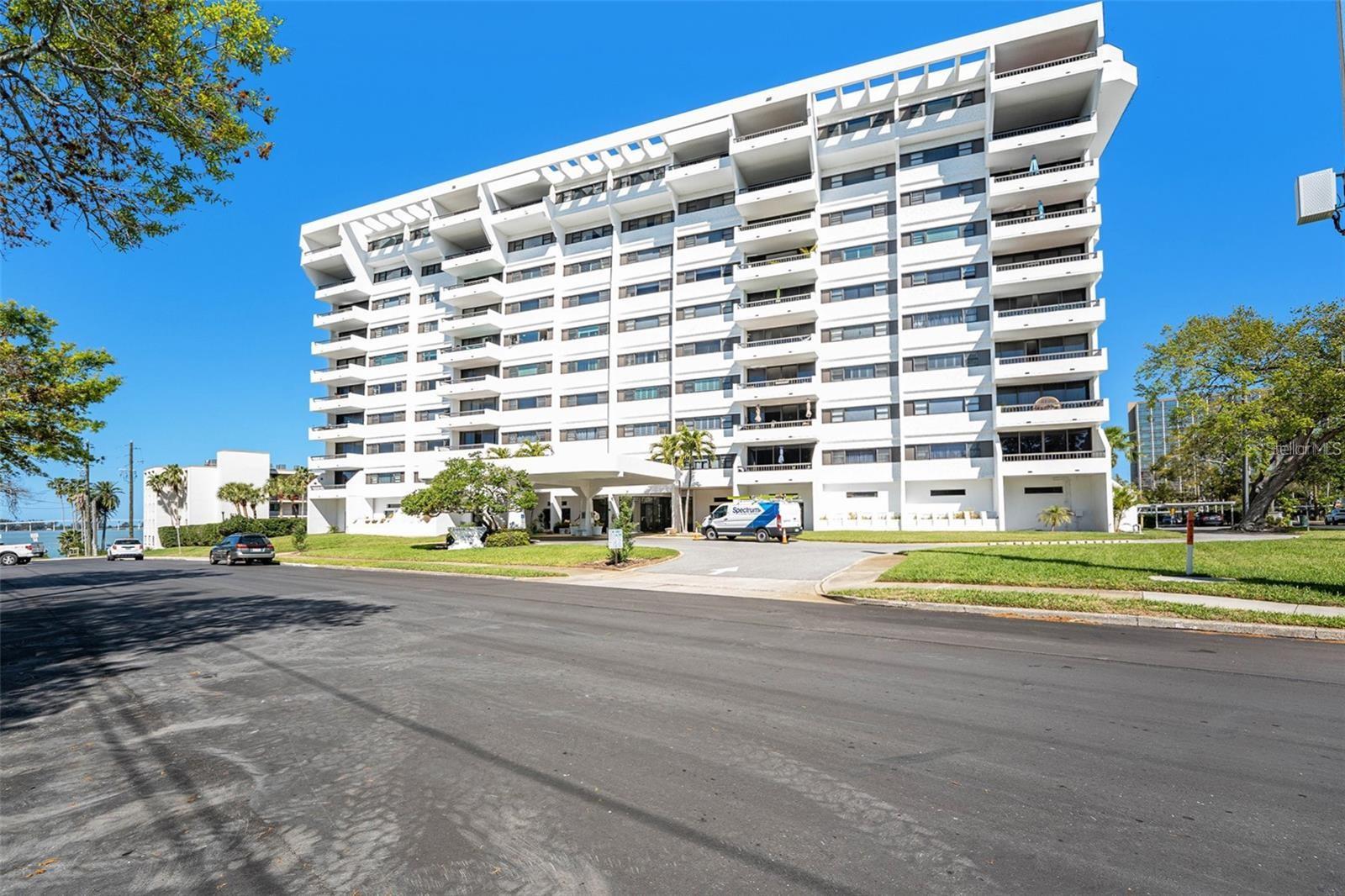 HARBOR OAKS PLACE CONDO - Residential Lease