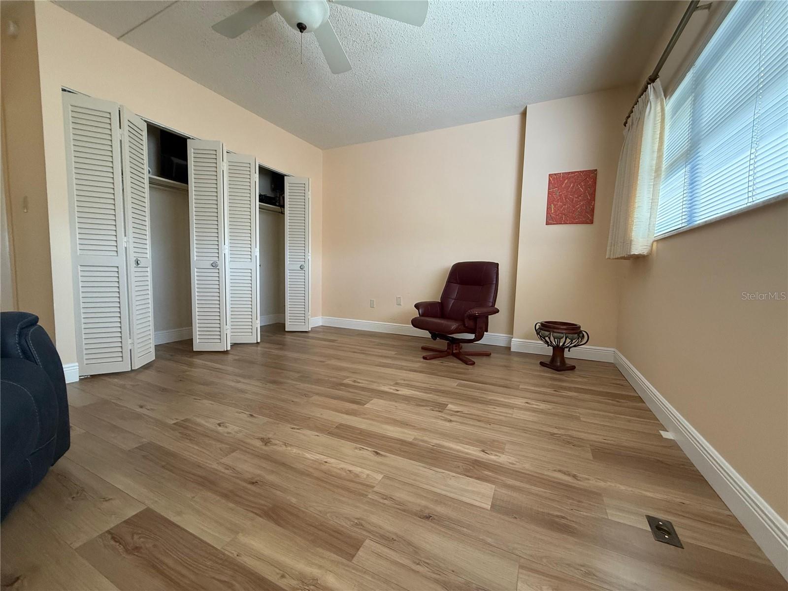 HARBOR OAKS PLACE CONDO - Residential Lease