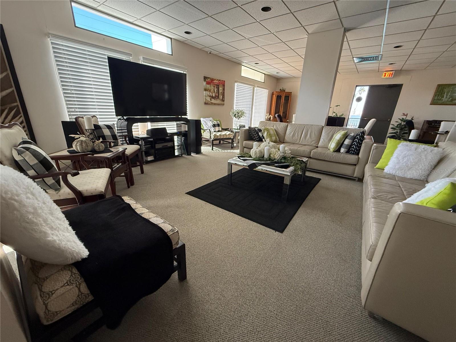 HARBOR OAKS PLACE CONDO - Residential Lease