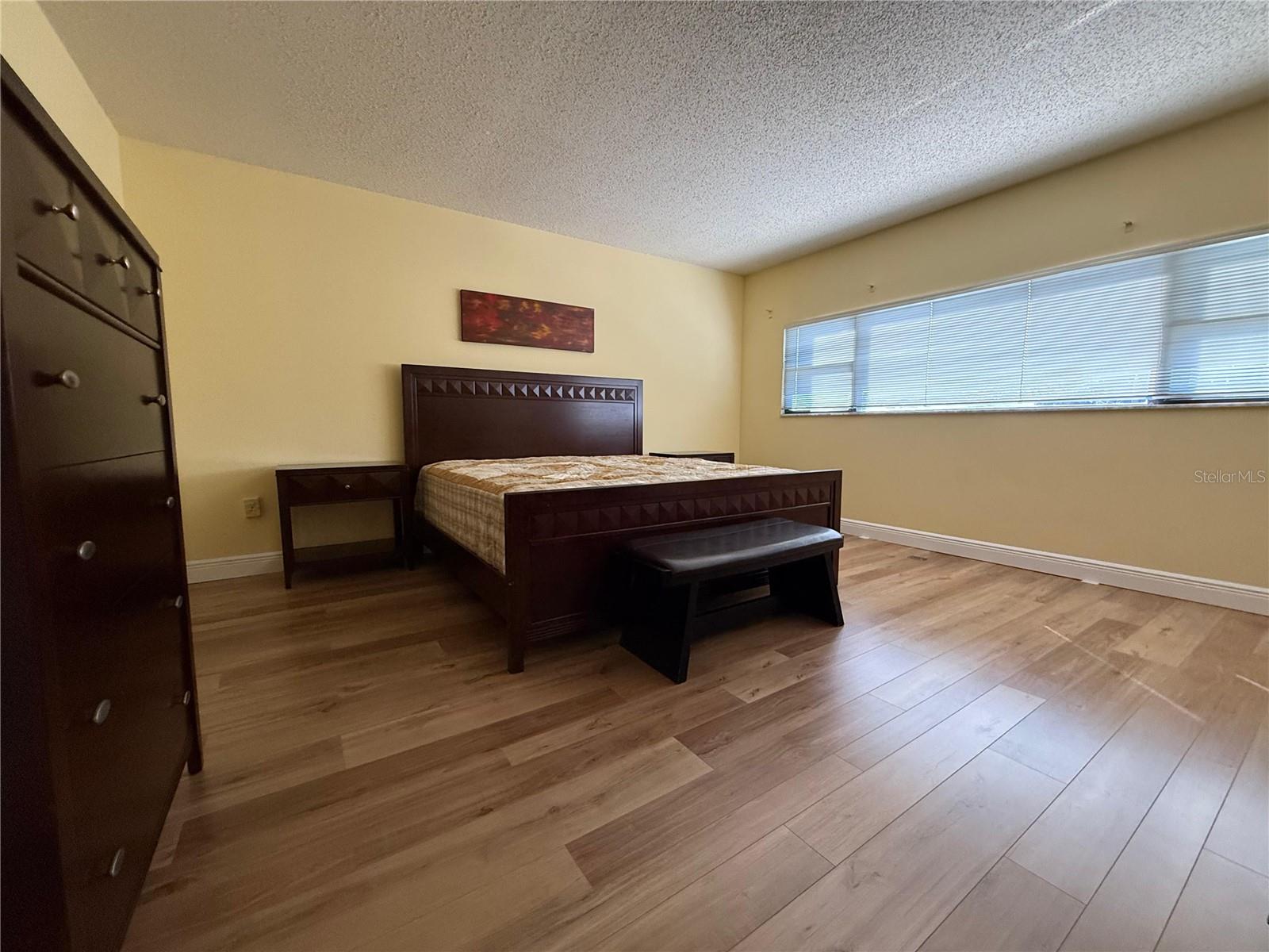 HARBOR OAKS PLACE CONDO - Residential Lease