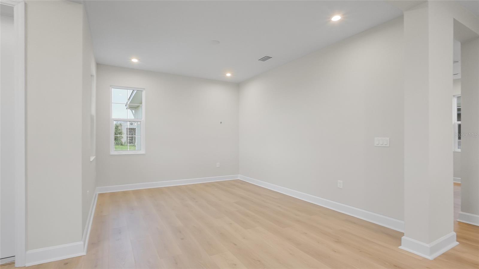 CRESSWIND HAMMOCK OAKS - Residential