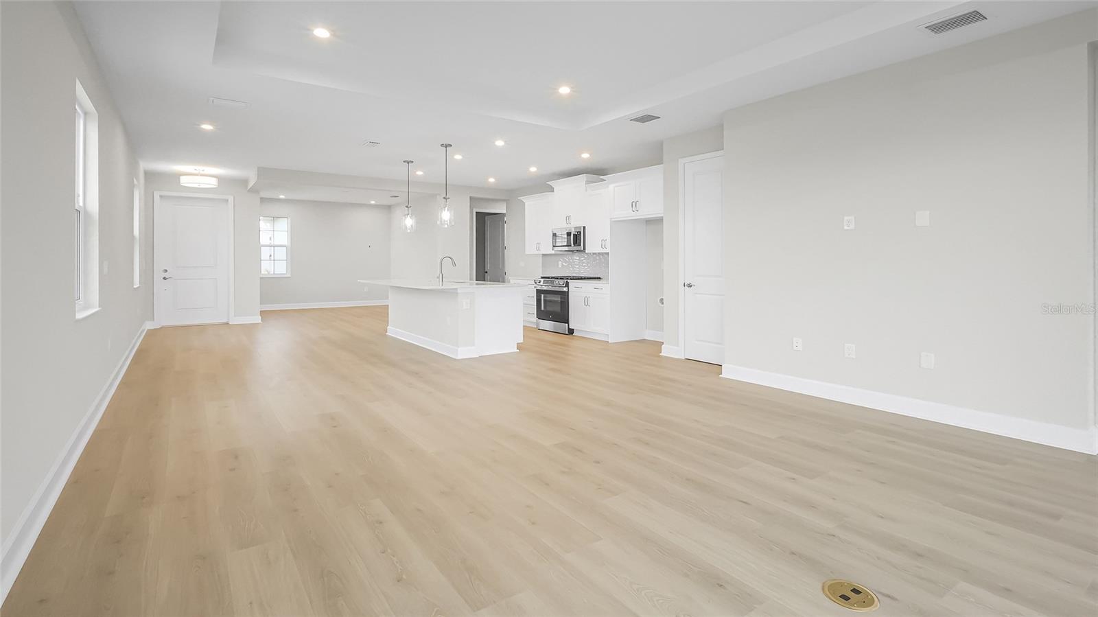 CRESSWIND HAMMOCK OAKS - Residential