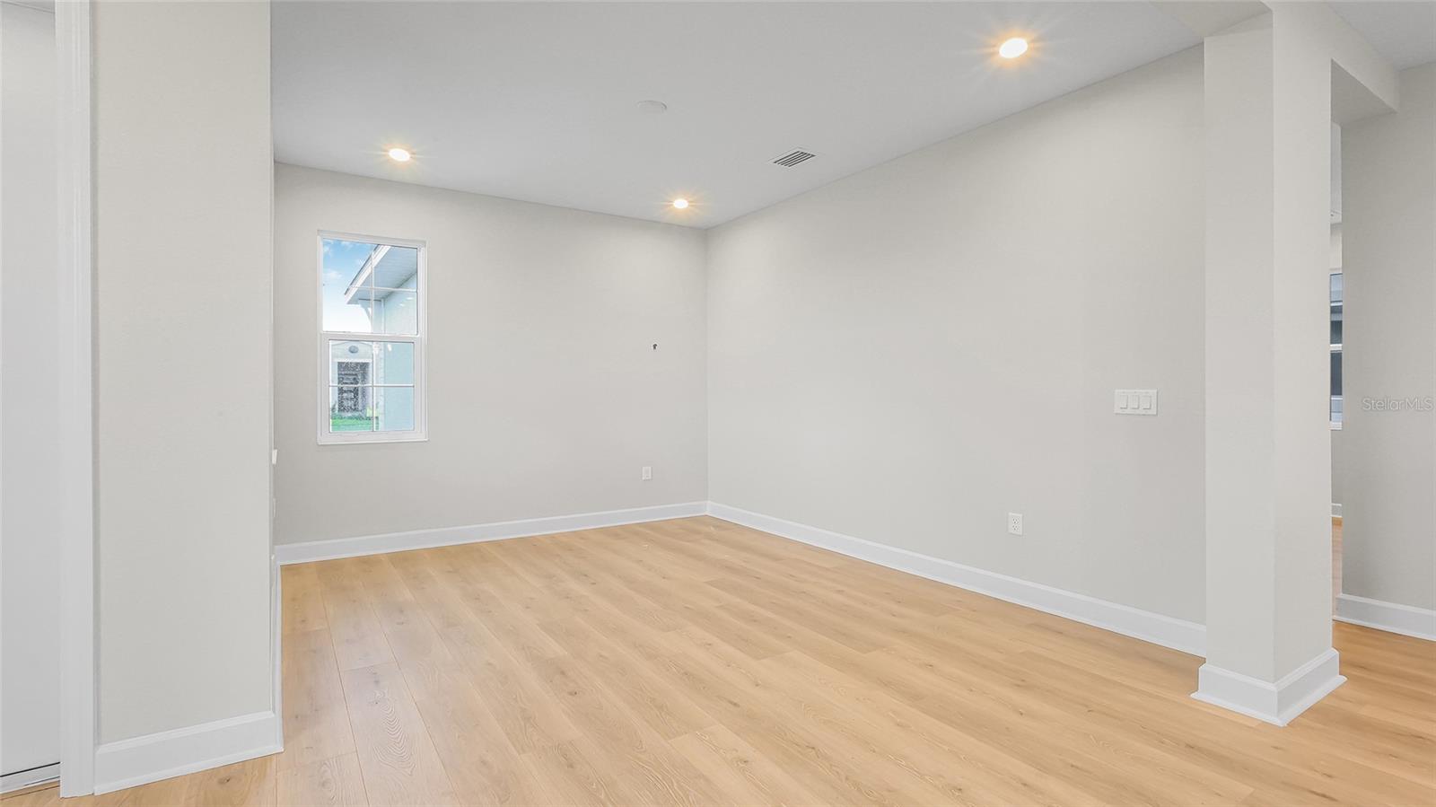 CRESSWIND HAMMOCK OAKS - Residential