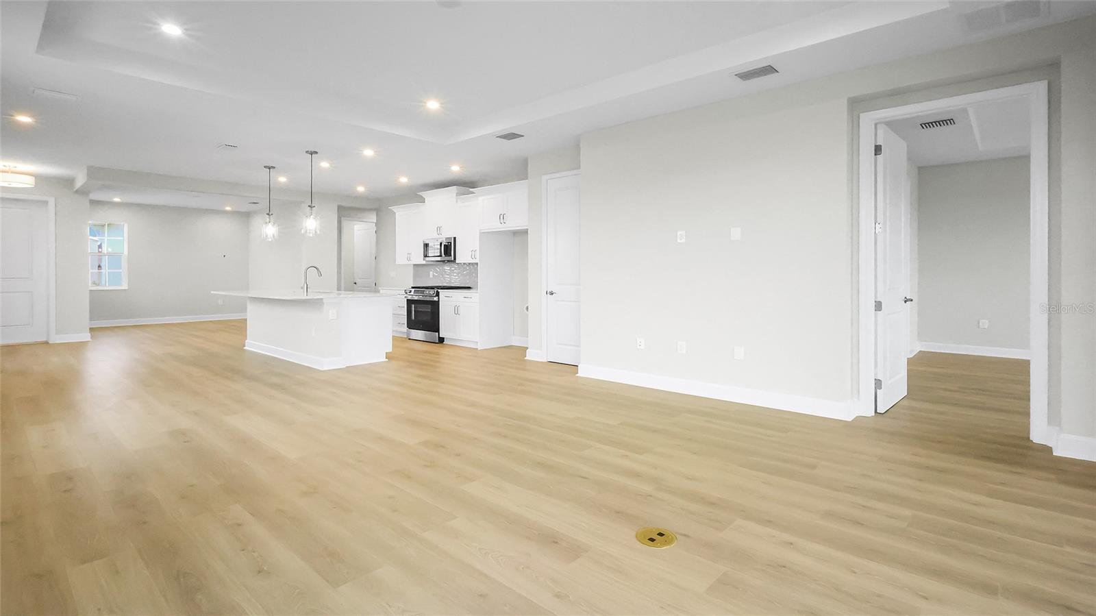 CRESSWIND HAMMOCK OAKS - Residential