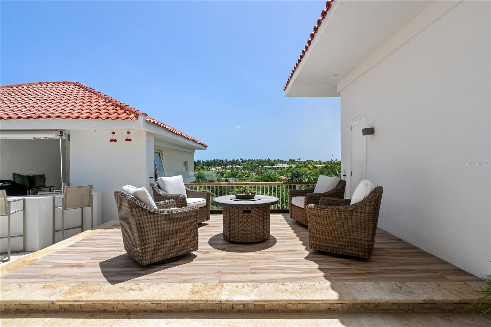 PLANTATION VILLAGE - Residential
