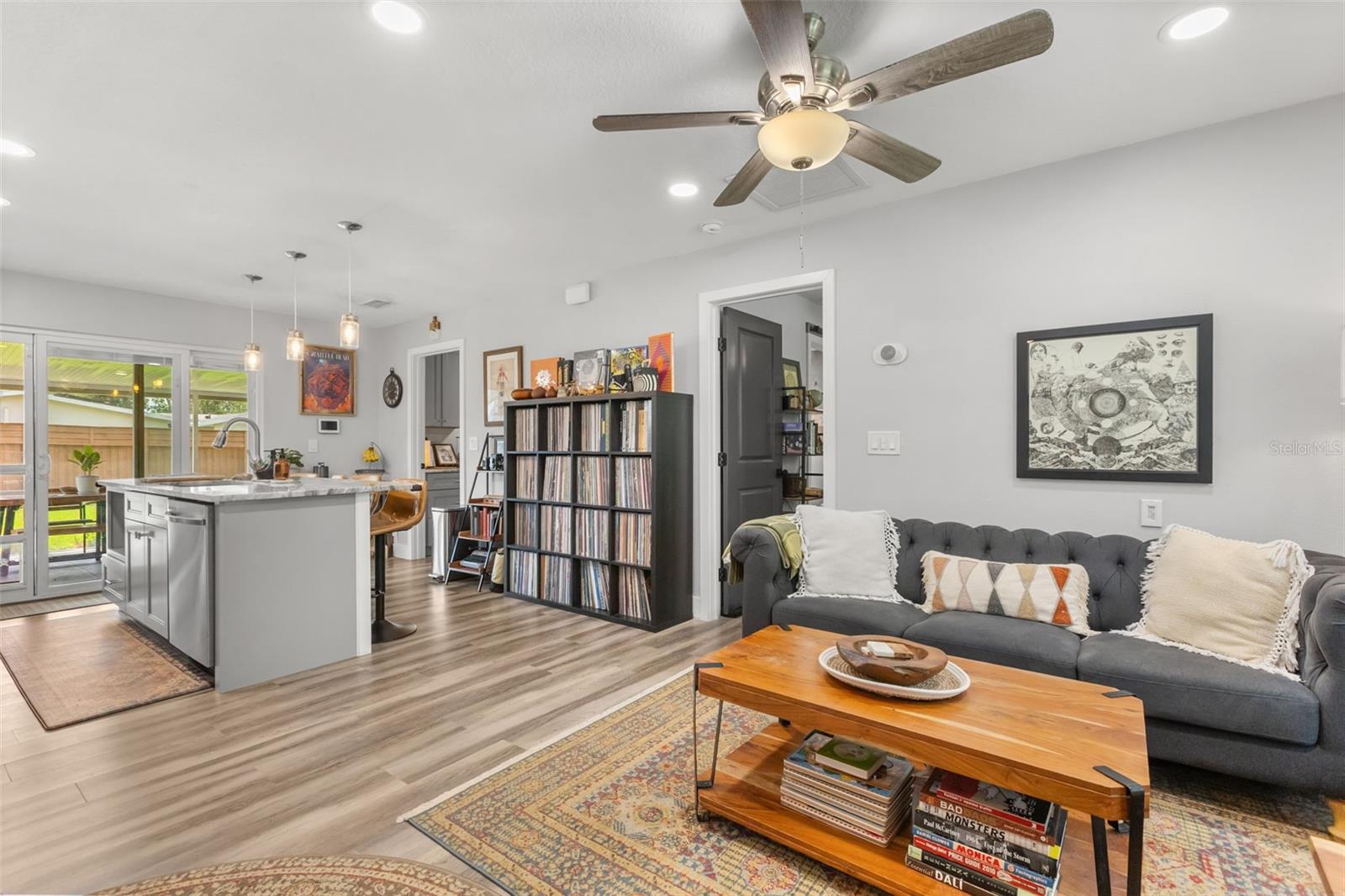 Casas a venda 2 - Jen Dantas 3212 ORANOLE ROAD
