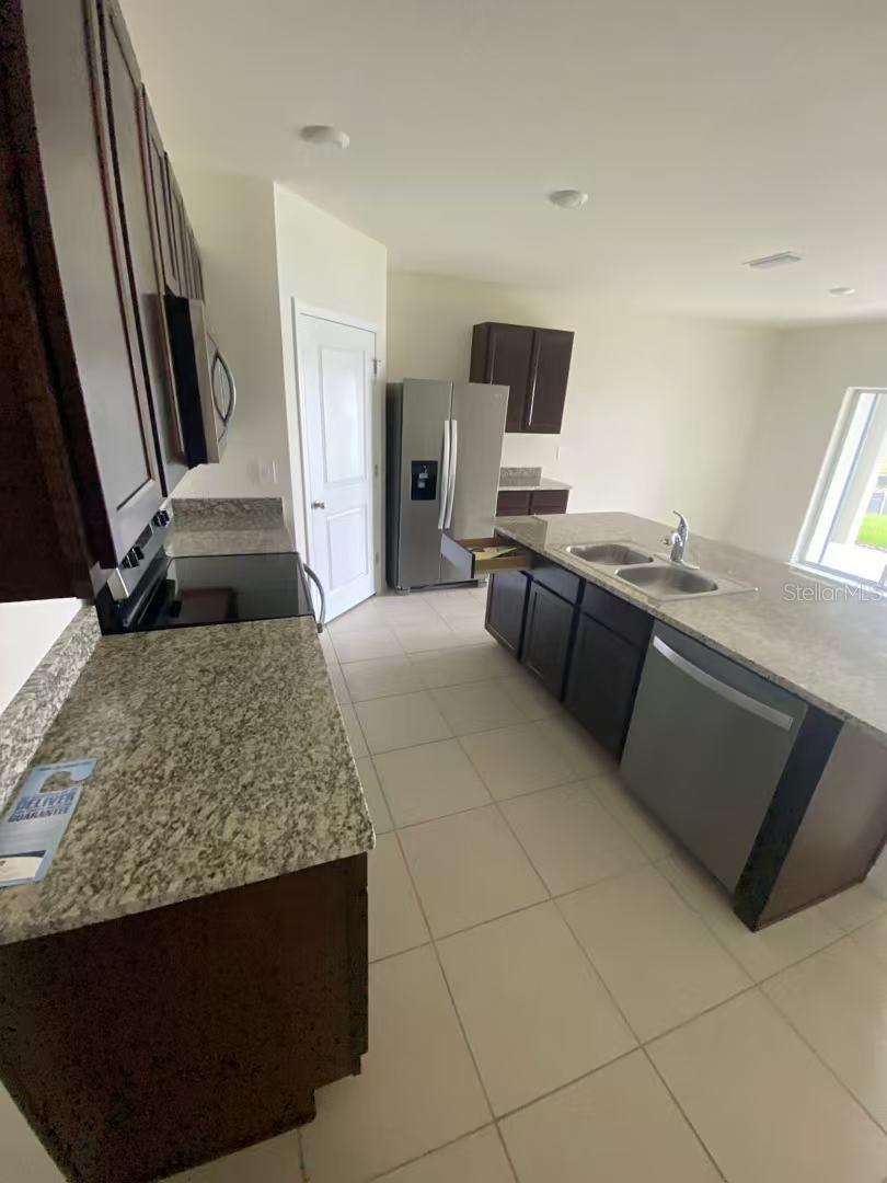 LAKEWOOD RANCH SOLERA PH IA & IB - Residential Lease