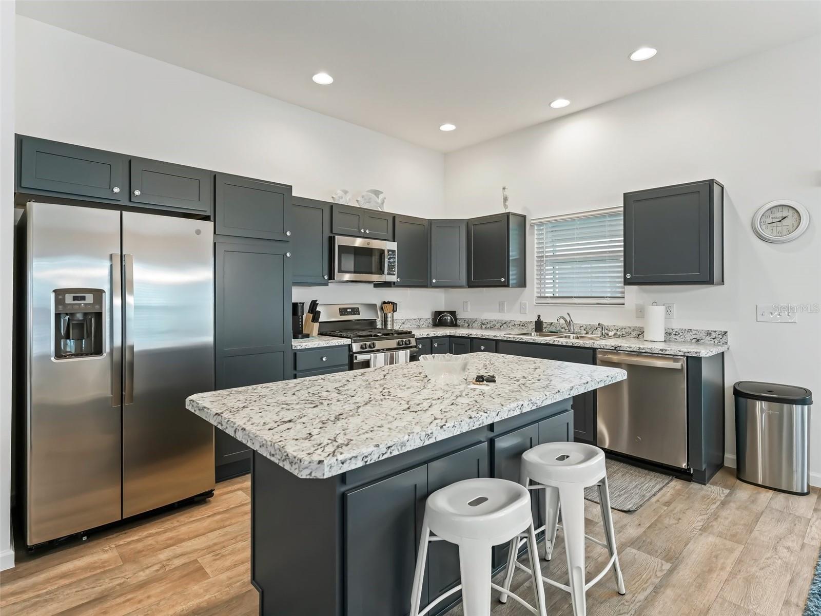 VILLAGES/SOUTHERN OAKS UN #50 - Residential Lease