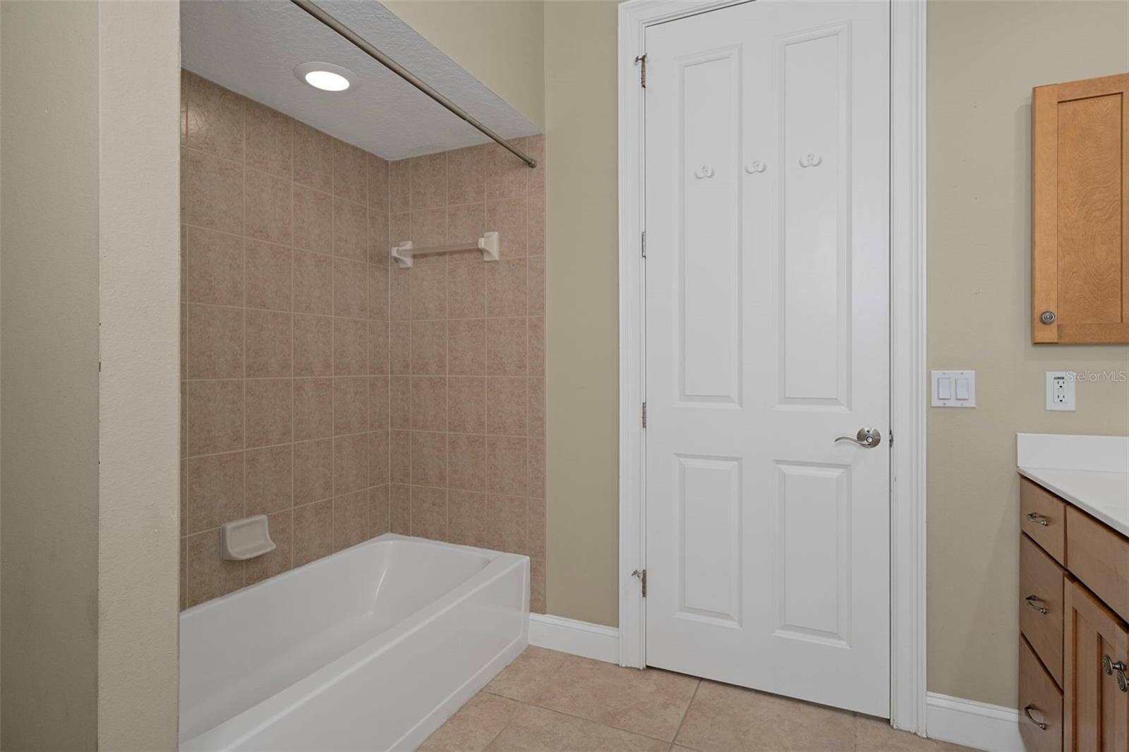 PINE RIDGE UNIT 03 - Residential