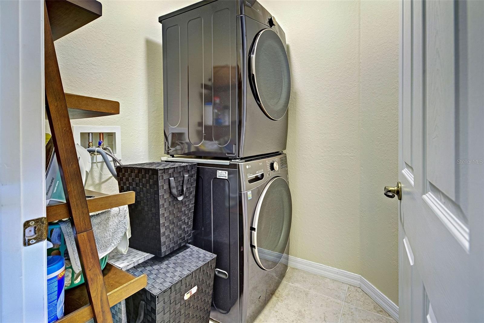 TRIANO - Residential