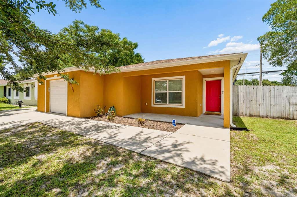 Photo of 5101 Lanette Street, Orlando, FL 32811 (MLS # O6425972)
