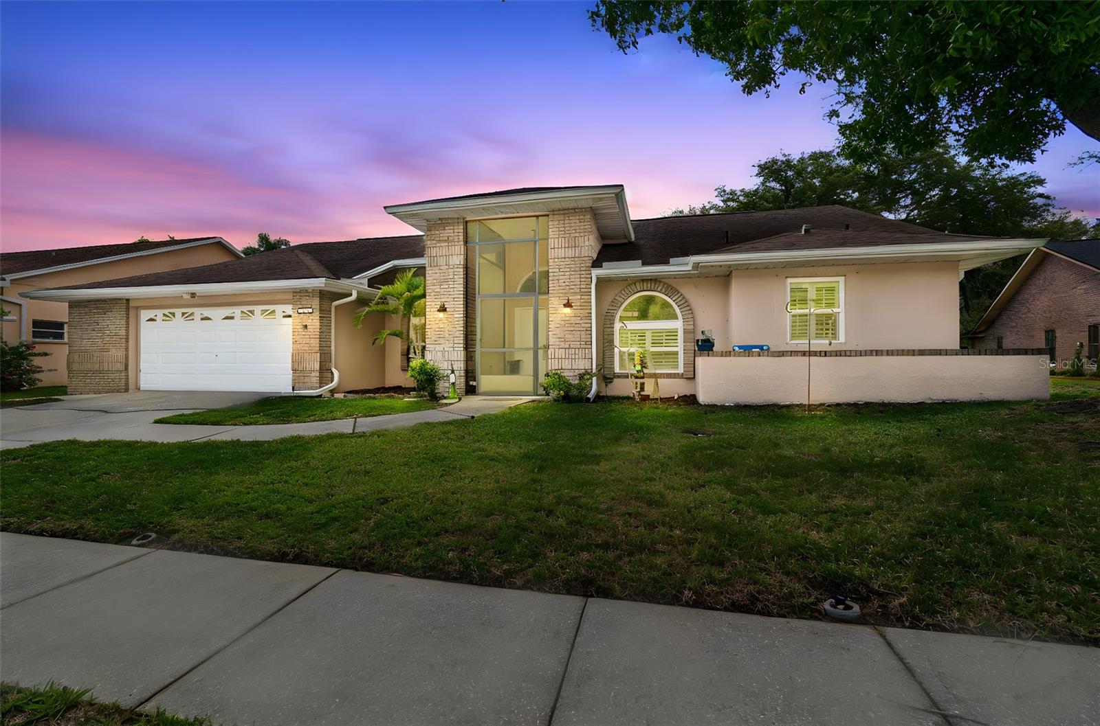 HUNTERS RIDGE - Residential